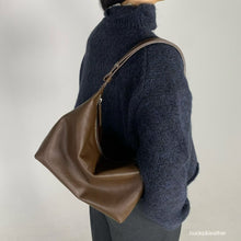 Load image into Gallery viewer, [韩国] Bucks &amp; Leather 21
