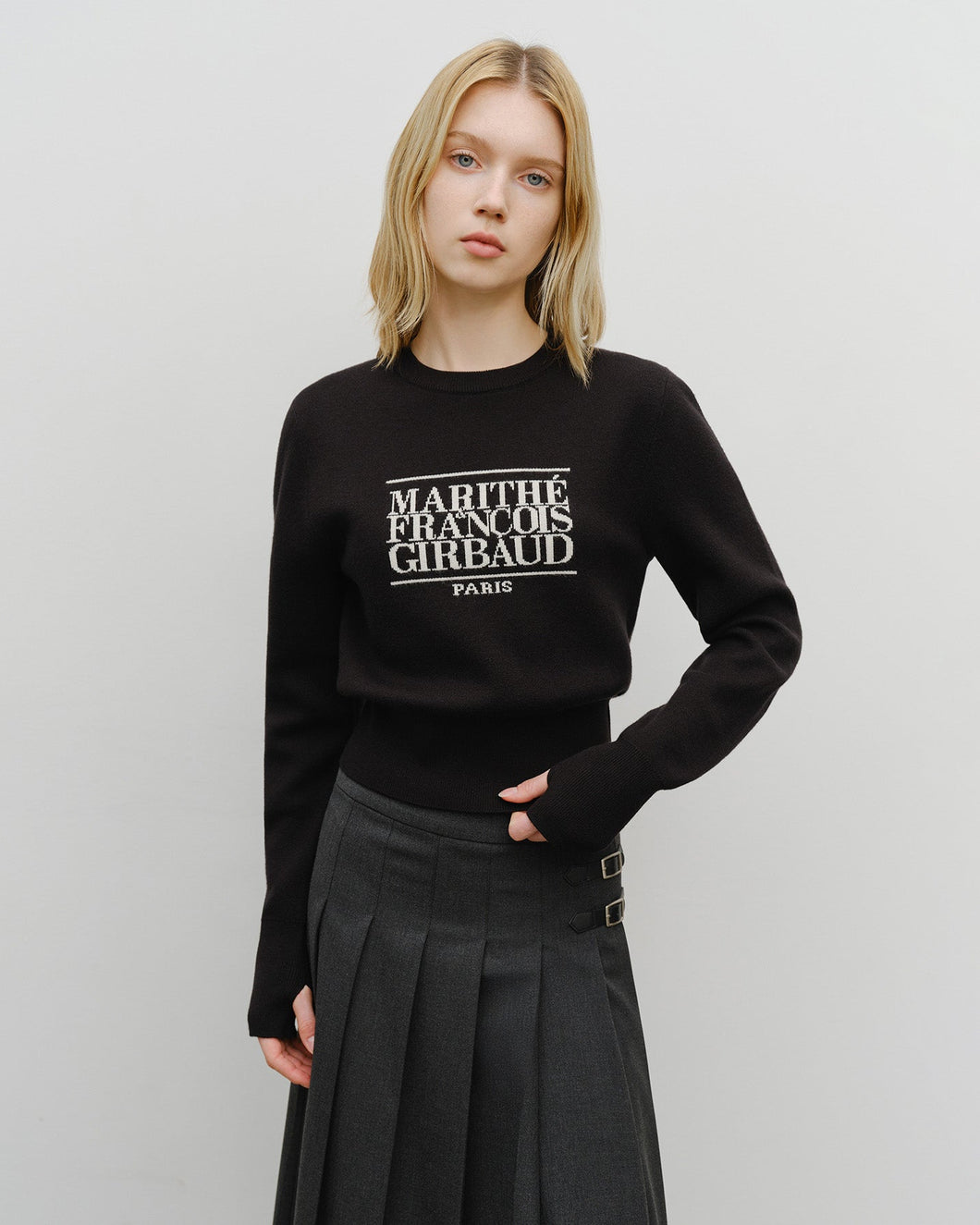 [韩国] Marithe 109 女生针织短款长袖