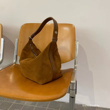 Load image into Gallery viewer, [韩国] Bucks &amp; Leather 21
