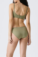 Load image into Gallery viewer, [韩国] Verish Cool Fit Bra Volume Lift-Up &amp; Panty Set

