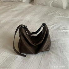Load image into Gallery viewer, [韩国] Bucks &amp; Leather 02
