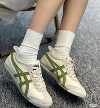 Load image into Gallery viewer, [日本] Onitsuka Tiger MEXICO 66 SD VIN

