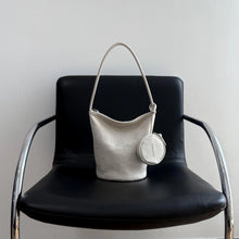 Load image into Gallery viewer, [韩国] Bucks &amp; Leather 82
