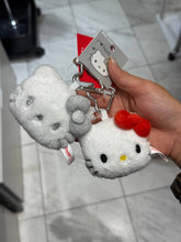 Load image into Gallery viewer, [日本] Sanrio 83 Hello Kitty 吊饰
