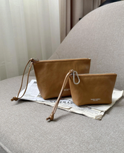 Load image into Gallery viewer, [韩国] Bucks &amp; Leather 103
