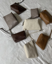 Load image into Gallery viewer, [韩国] Bucks &amp; Leather 103
