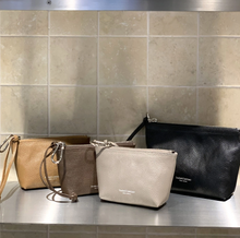 Load image into Gallery viewer, [韩国] Bucks &amp; Leather 103
