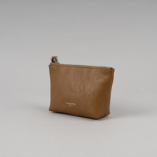 Load image into Gallery viewer, [韩国] Bucks &amp; Leather 104
