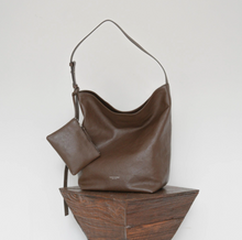 Load image into Gallery viewer, [韩国] Bucks &amp; Leather 107
