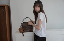 Load image into Gallery viewer, [韩国] Bucks &amp; Leather 108
