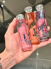 Load image into Gallery viewer, [日本] Dior Addict 香水
