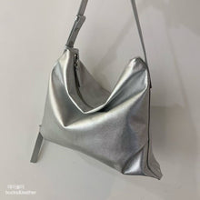 Load image into Gallery viewer, [韩国] Bucks &amp; Leather 06
