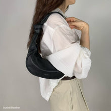 Load image into Gallery viewer, [韩国] Bucks &amp; Leather 43
