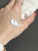 Load image into Gallery viewer, [韩国] Heveblue 三文鱼积雪草面霜
