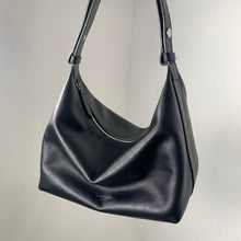 Load image into Gallery viewer, [韩国] Bucks &amp; Leather 21
