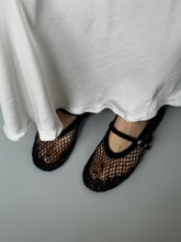Load image into Gallery viewer, [韩国] Crystal Mesh Flat 渔网碎钻鞋
