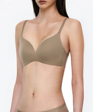 Load image into Gallery viewer, [韩国] Verish T-Shirt Bra Light
