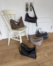 Load image into Gallery viewer, [韩国] Bucks &amp; Leather 117
