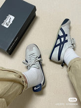 Load image into Gallery viewer, [日本] Onitsuka Tiger MEXICO 66 SD
