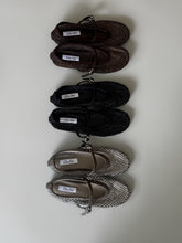 Load image into Gallery viewer, [韩国] Crystal Mesh Flat 渔网碎钻鞋
