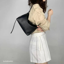 Load image into Gallery viewer, [韩国] Bucks &amp; Leather 03
