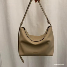 Load image into Gallery viewer, [韩国] Bucks &amp; Leather 02
