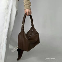 Load image into Gallery viewer, [韩国] Bucks &amp; Leather 21
