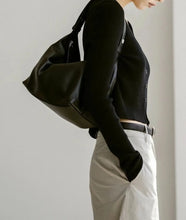 Load image into Gallery viewer, [韩国] Bucks &amp; Leather 21
