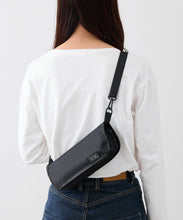 Load image into Gallery viewer, [日本] 3coins 折叠小椅子
