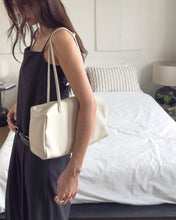 Load image into Gallery viewer, [韩国] Bucks &amp; Leather 119
