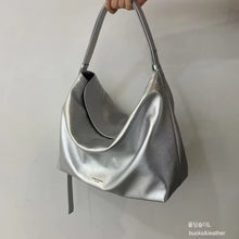 Load image into Gallery viewer, [韩国] Bucks &amp; Leather 01
