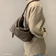 Load image into Gallery viewer, [韩国] Bucks &amp; Leather 02
