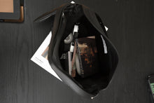 Load image into Gallery viewer, [韩国] Bucks &amp; Leather 02
