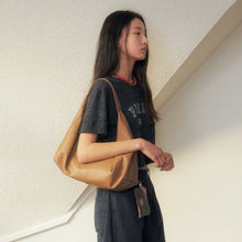 Load image into Gallery viewer, [韩国] Bucks &amp; Leather 16
