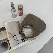 Load image into Gallery viewer, [韩国] Bucks &amp; Leather 13
