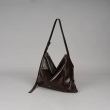 Load image into Gallery viewer, [韩国] Bucks &amp; Leather 06

