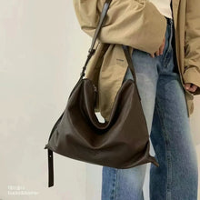 Load image into Gallery viewer, [韩国] Bucks &amp; Leather 06
