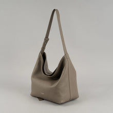 Load image into Gallery viewer, [韩国] Bucks &amp; Leather 38
