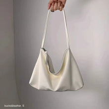 Load image into Gallery viewer, [韩国] Bucks &amp; Leather 10
