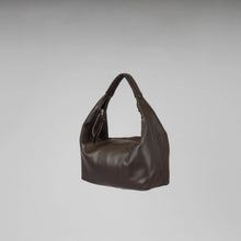 Load image into Gallery viewer, [韩国] Bucks &amp; Leather 09
