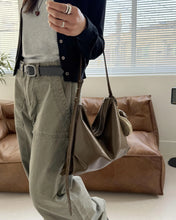 Load image into Gallery viewer, [韩国] Bucks &amp; Leather 06
