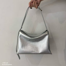 Load image into Gallery viewer, [韩国] Bucks &amp; Leather 01
