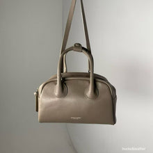 Load image into Gallery viewer, [韩国] Bucks &amp; Leather 45
