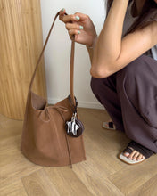 Load image into Gallery viewer, [韩国] Bucks &amp; Leather 76
