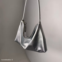 Load image into Gallery viewer, [韩国] Bucks &amp; Leather 10
