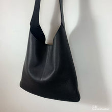 Load image into Gallery viewer, [韩国] Bucks &amp; Leather 17
