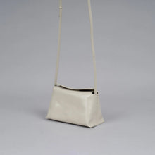 Load image into Gallery viewer, [韩国] Bucks &amp; Leather 30
