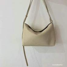 Load image into Gallery viewer, [韩国] Bucks &amp; Leather 03
