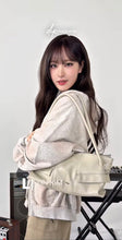 Load image into Gallery viewer, [韩国] Matin Kim 82 包包
