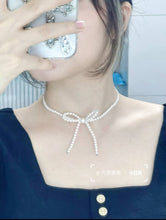 Load image into Gallery viewer, [韩国] HAESOOL 25 珍珠蝴蝶结项链
